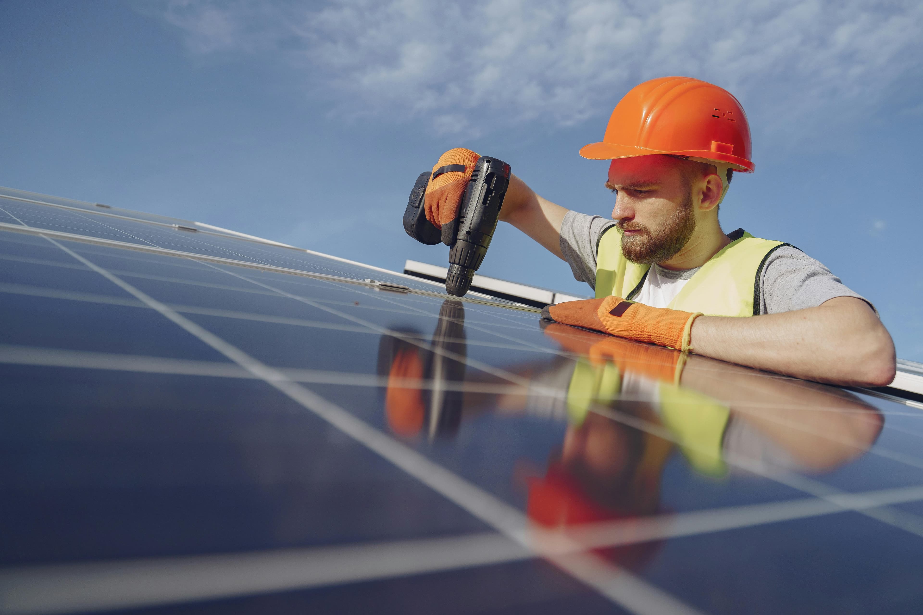 MaxSolar installation team